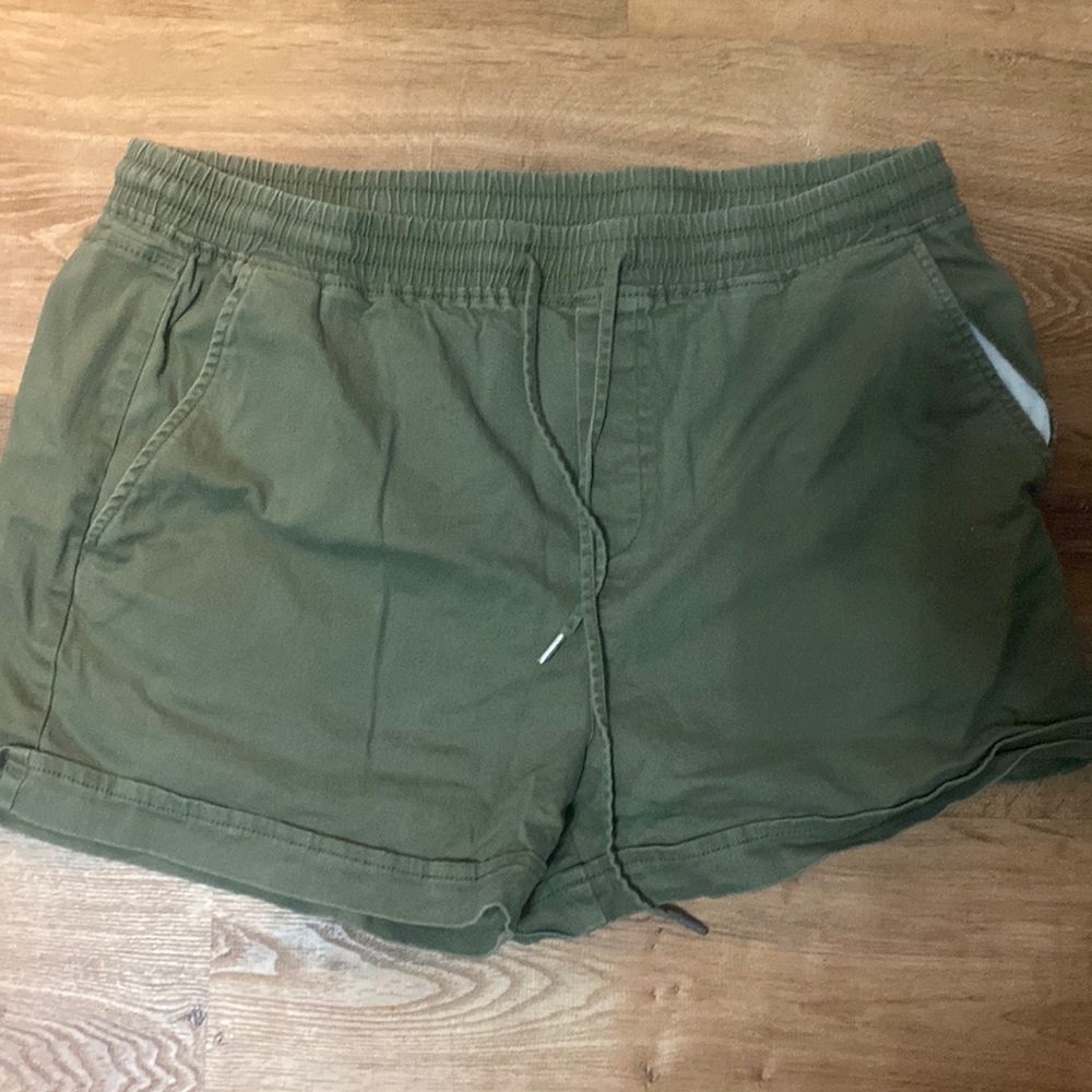 Rachael Roy shorts- size XL